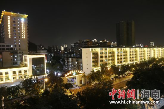 立面改造后的门诊楼