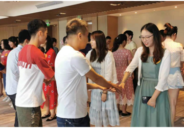 “浪漫天涯 相约幸福” ——三亚中心医院开展青年联谊活动