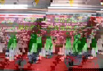 走进新时代，共赴新征程