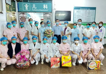 三亚中心医院开展5.12护士节慰问活动