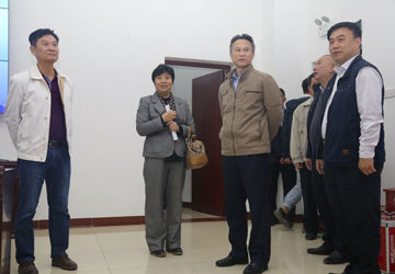 人民网-海南频道：韩英伟到海南三院调研 看望一线医务人员