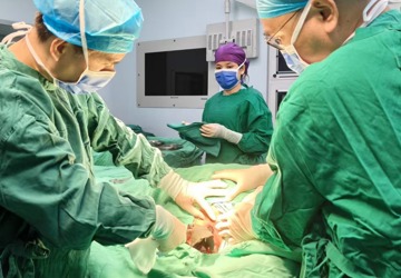 高空坠落+钢筋贯穿，我院多学科团队用120分钟破解致命难题