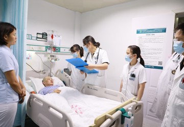 凌晨两点，三亚手术室的心跳“逆袭”：36小时10台手术背后的生命奇迹