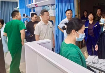 台风夜的生命守护：三亚中心医院里的温暖接力