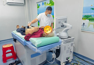 三亚中心医院南滨分中心首例体外碎石成功 居民在"家门口"享高质量医疗服务